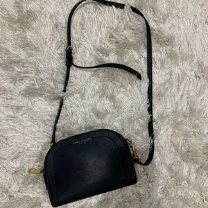 Marc Jacob’s black crossbody. Great condition!
